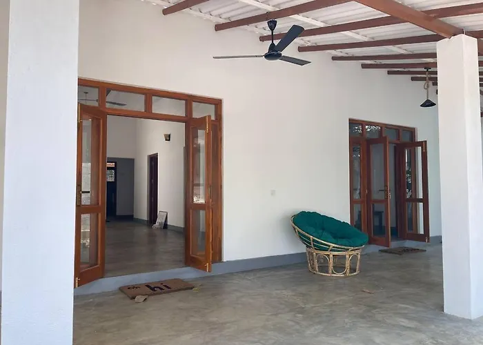 The Rook House In Hiriketiya